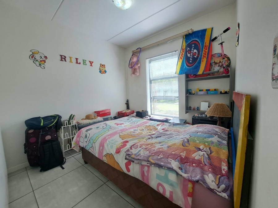 2 Bedroom Property for Sale in Devon Park Western Cape